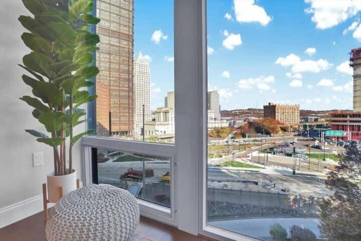 Cozysuites Posh 1Br, Ppg Paints Arena, Pitts Pittsburgh Ngoại thất bức ảnh